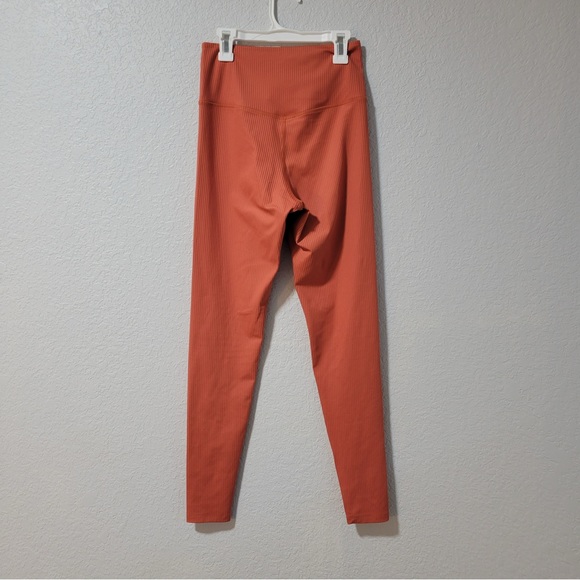 Girlfriend Collective Ribbed Set - Picture 8 of 11